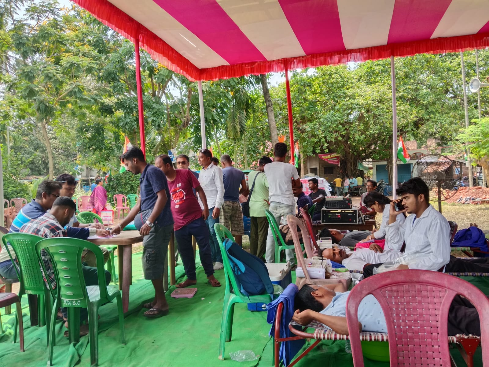 Cardiometabolic snapshot at intake — every donor gets numbers they can take home. — Ghola blood donation camp