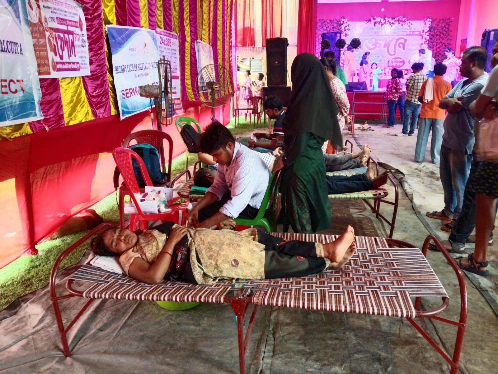Cardiometabolic snapshot at intake — every donor gets numbers they can take home. — Hridaypur blood donation camp