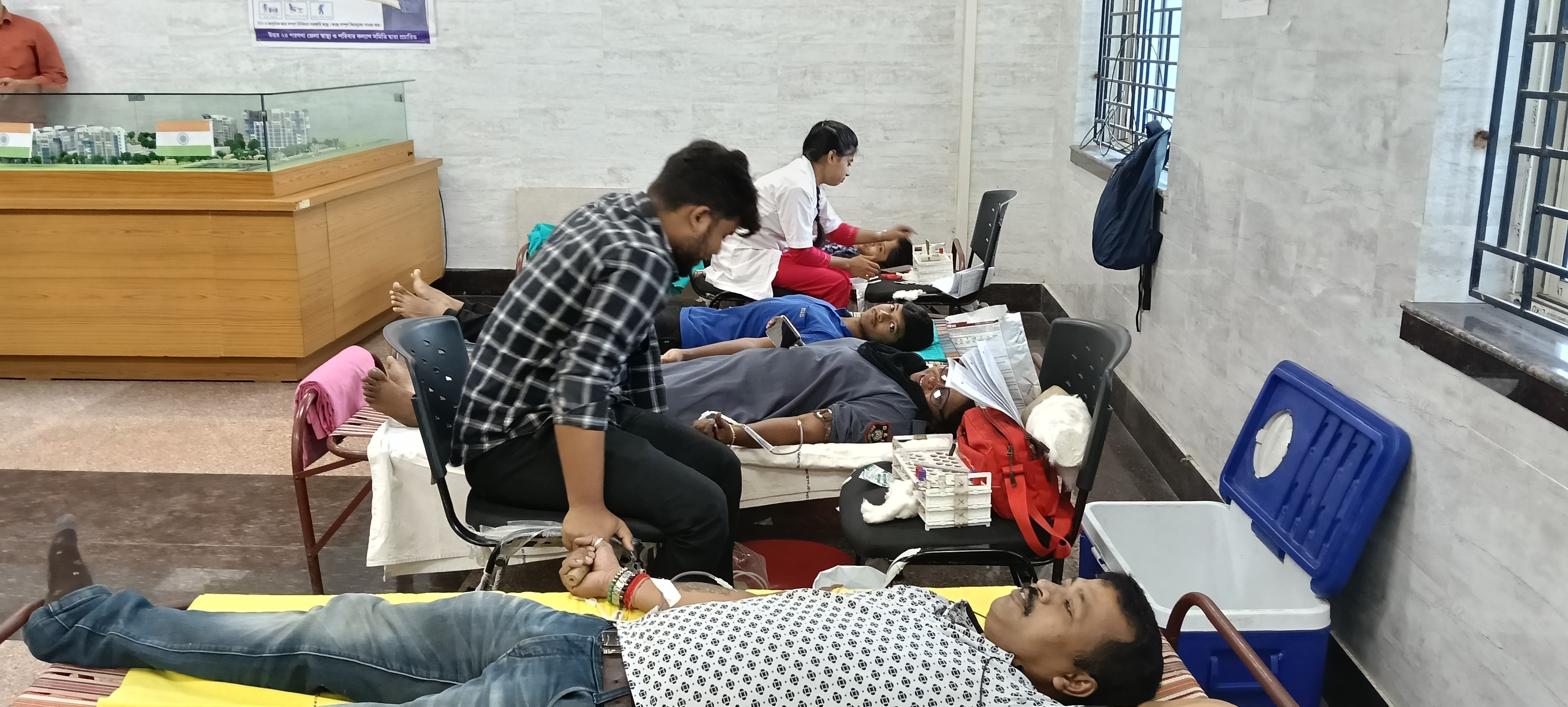 Quick coordination between the Anubhav CMC team and camp organisers. — Bira blood donation camp